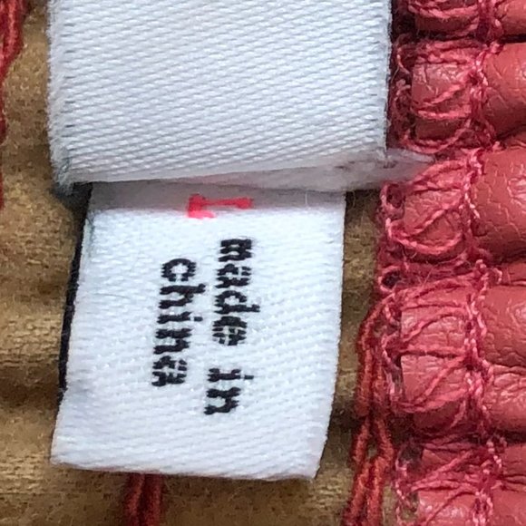 LUSH FAUX LEATHER CROPPED TOP - Picture 5 of 6